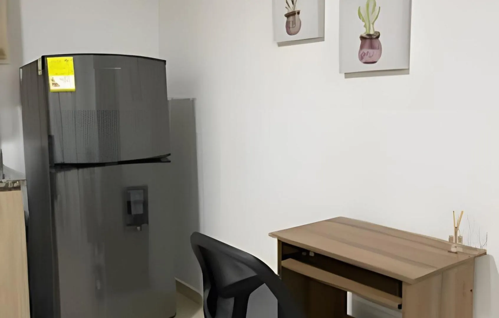 9902Aparta Estudio Totalmente Dotado Wifi200 Megas Envigado Colombia